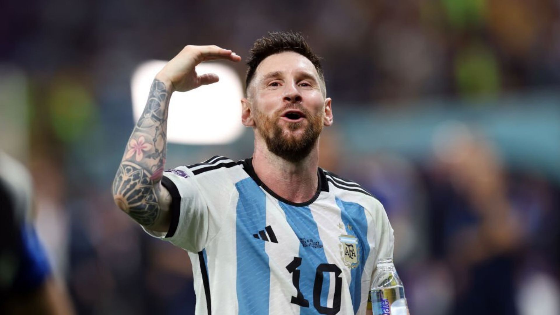 Leo Messi played his 1000th carrier game, scored his 789th goal against Australia