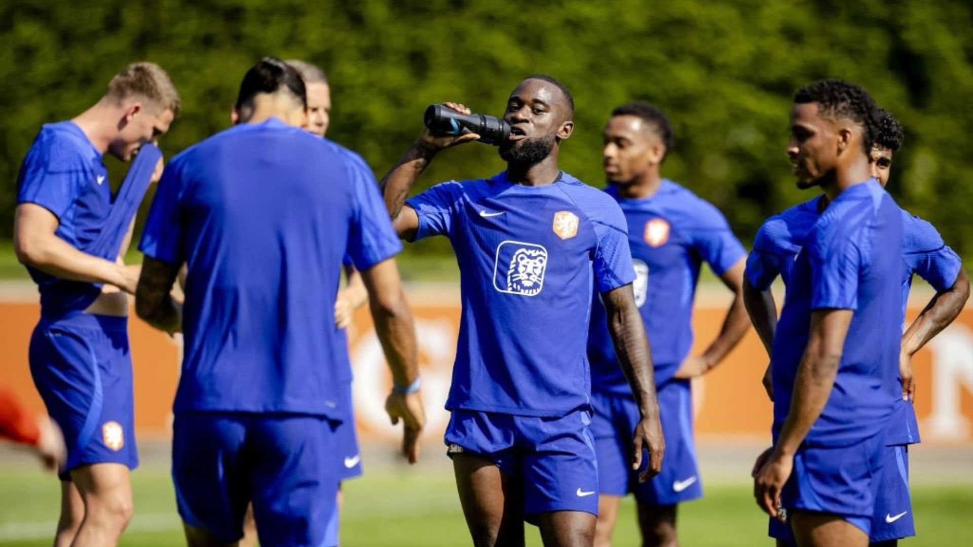 FC Barcelona target Lutsharel Geertruida