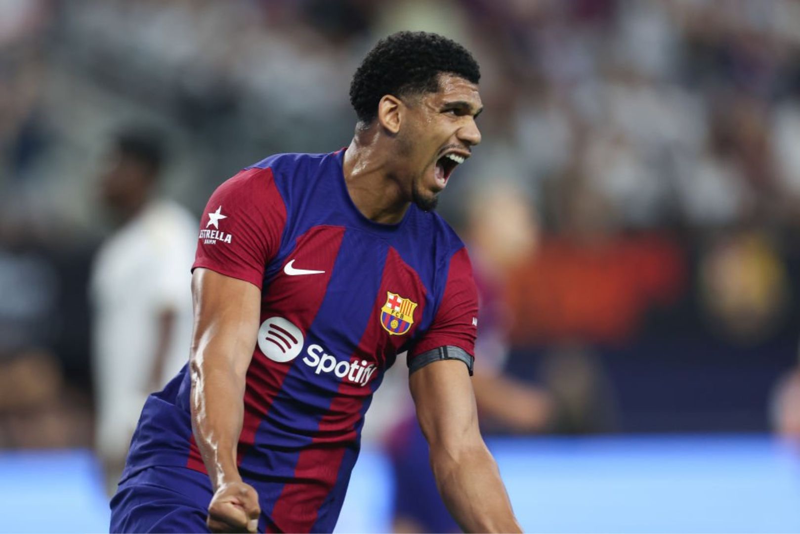 Barcelona defender Ronald Araujo
