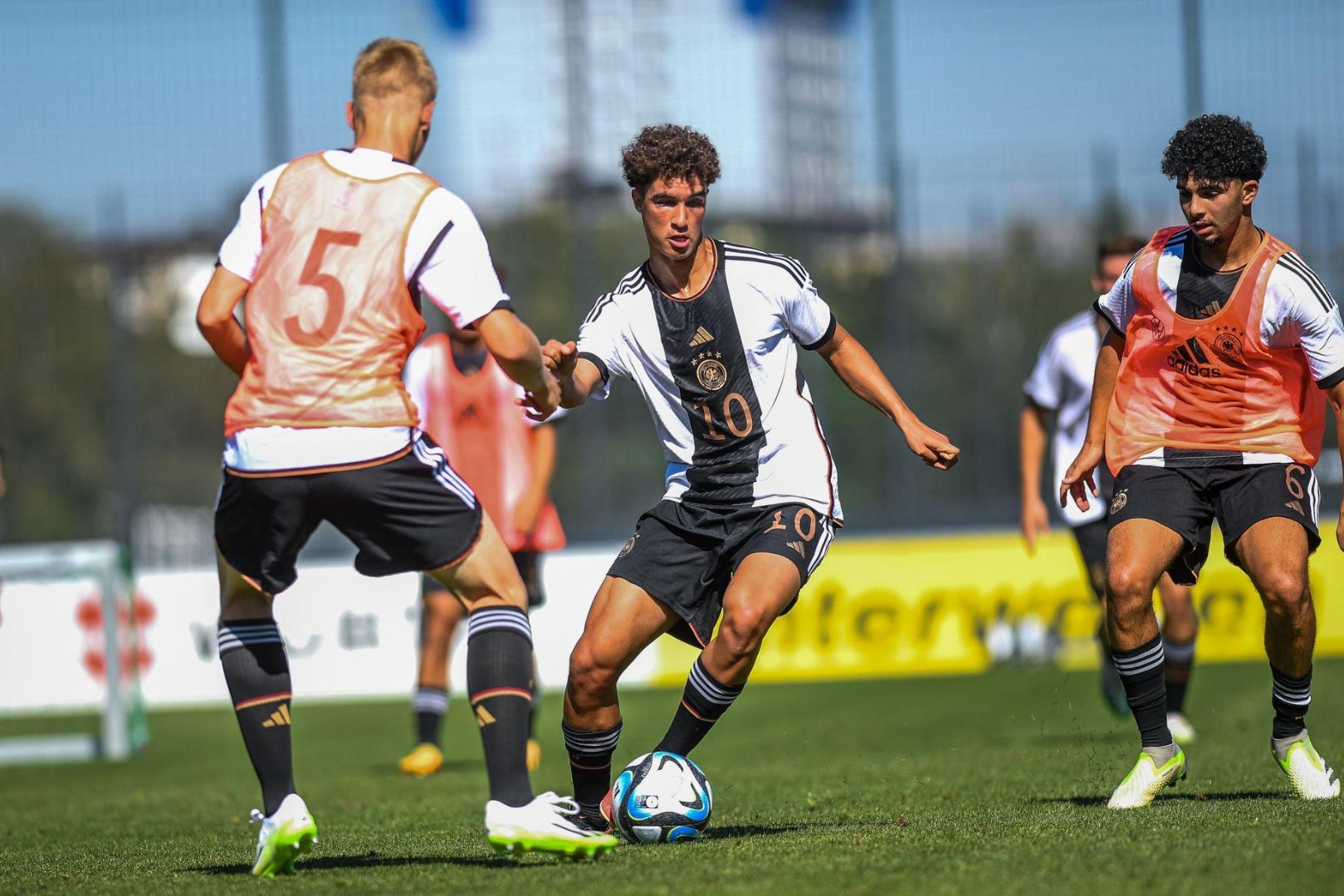 Barcelona youngster Noah Darvich