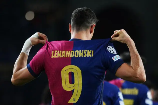 BARCELONA, SPAIN - NOVEMBER 26: Robert Lewandowski of FC Barcelona celebrates scoring his team's first goal from a penalty during the UEFA Champions League 2024/25 League Phase MD5 match between FC Barcelona and Stade Brestois 29 at Estadi Olimpic Lluis Companys on November 26, 2024 in Barcelona, Spain.