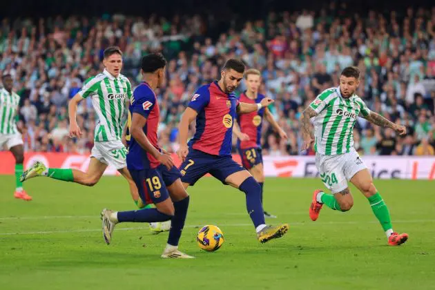 SEVILLE, SPAIN - DECEMBER 07: Ferran Torres of FC Barcelona takes a shot during the LaLiga match between Real Betis Balompie and FC Barcelona at Estadio Benito Villamarin on December 07, 2024 in Seville, Spain.