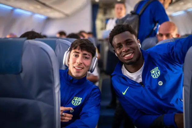 Barcelona youngsters Dani Rodríguez Landry Farré posing for a picture while travelling with the first team to Valladolid to face Real Valladolid CF in La Liga after being named in the squad.