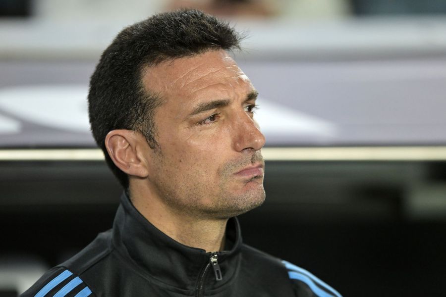 Lionel-Scaloni-900x600.jpg