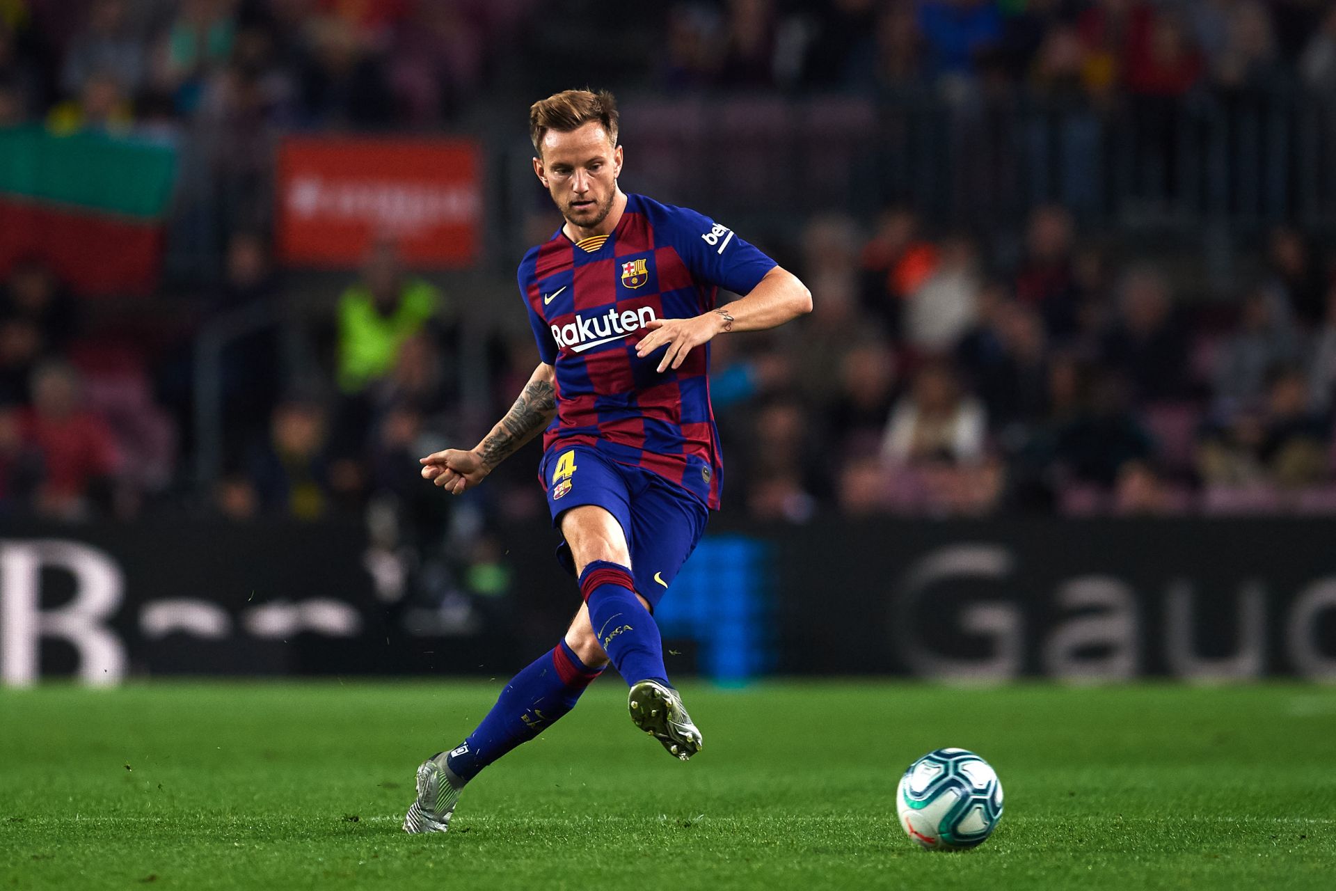 BARCELONA, SPAIN - OCTOBER 29: Ivan Rakitic of FC Barcelona plays the ball during the La Liga match between FC Barcelona and Real Valladolid CF at Camp Nou stadium on October 29, 2019 in Barcelona, Spain.
