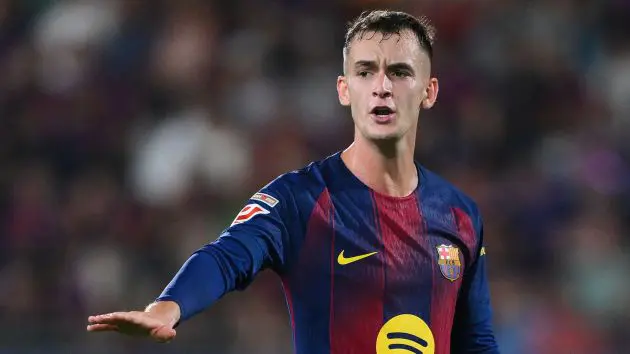 Marc Casado of FC Barcelona looks on during the LaLiga EA Sports match between FC Barcelona and Valencia CF at Estadi Johan Cruyff.