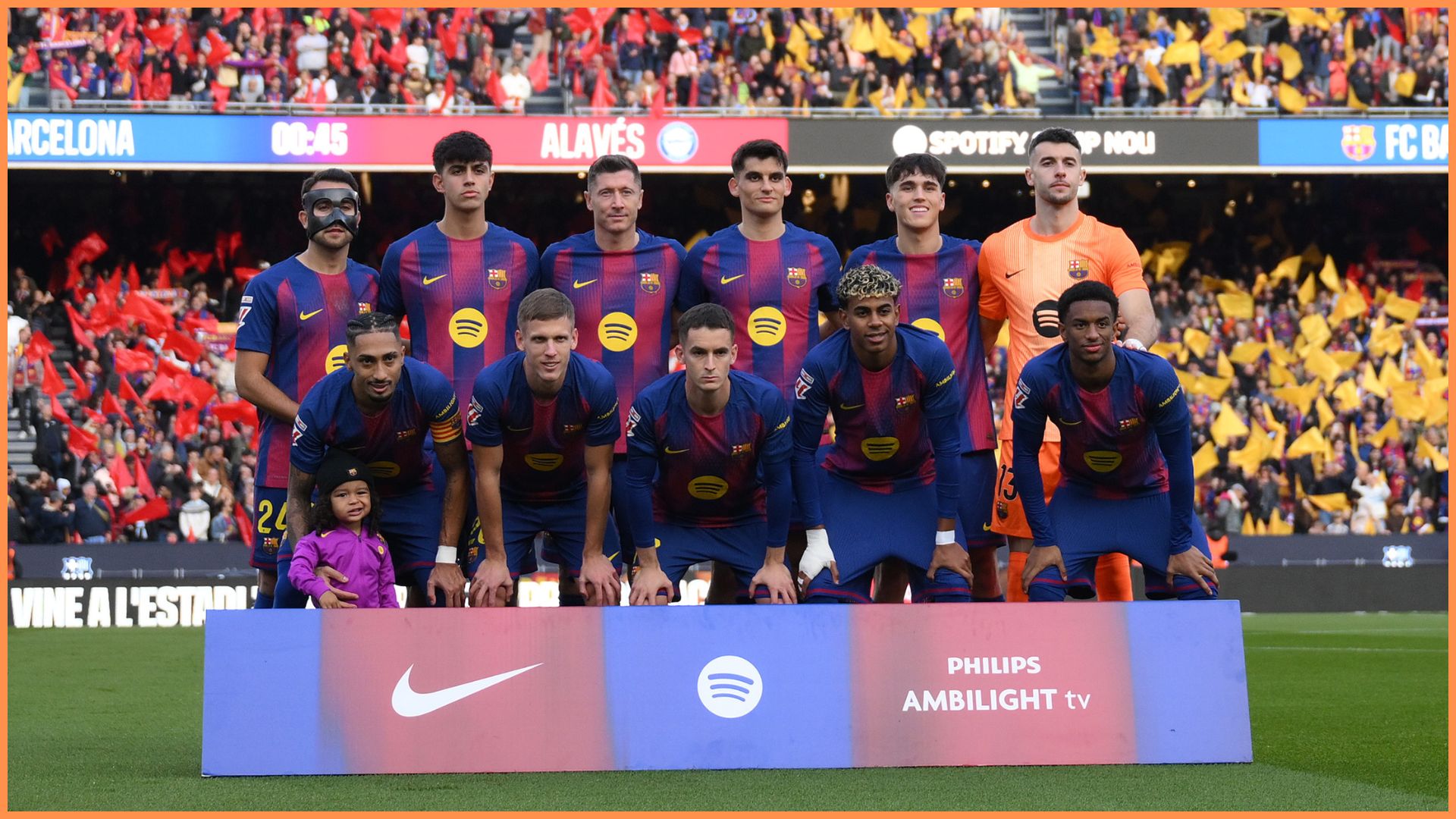 BARCELONA, SPAIN - NOVEMBER 29: General view inside the stadium as players as FC Barcelona pose for a team photo prior to the LaLiga EA Sports match between FC Barcelona and Deportivo Alaves at Spotify Camp Nou on November 29, 2025 in Barcelona, Spain.