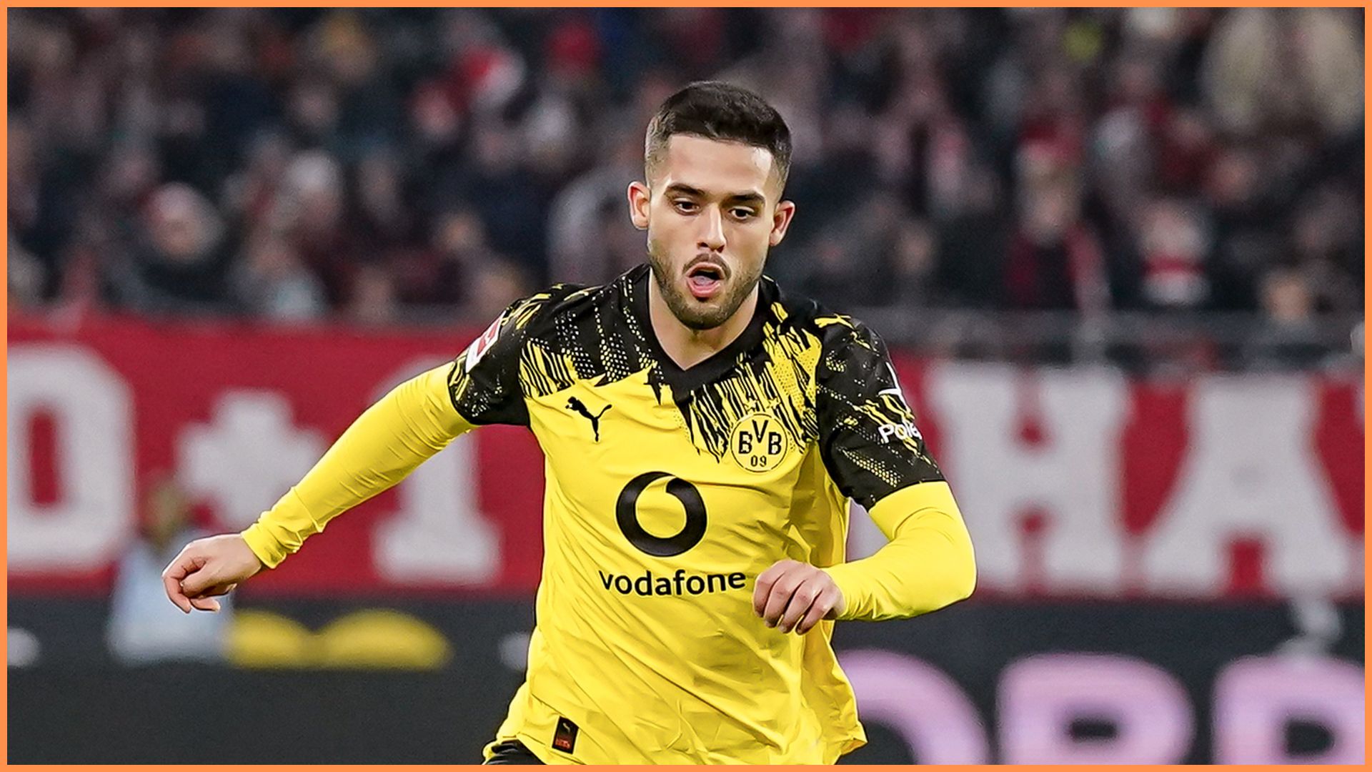 FREIBURG IM BREISGAU, GERMANY - DECEMBER 14: Yan Couto of Borussia Dortmund controls the ball during the Bundesliga match between SC Freiburg and Borussia Dortmund at Europa-Park Stadion on December 14, 2025 in Freiburg im Breisgau, Germany.