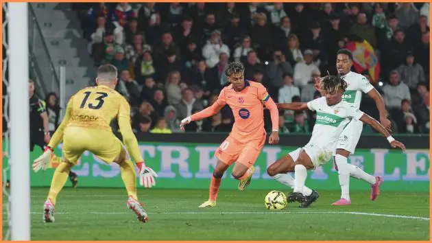 ELCHE, SPAIN - JANUARY 31: Lamine Yamal of FC Barcelona is challenged by John Chetauya of Elche CF during the LaLiga EA Sports match between Elche CF and FC Barcelona at Estadio Manuel Martinez Valero on January 31, 2026 in Elche, Spain.