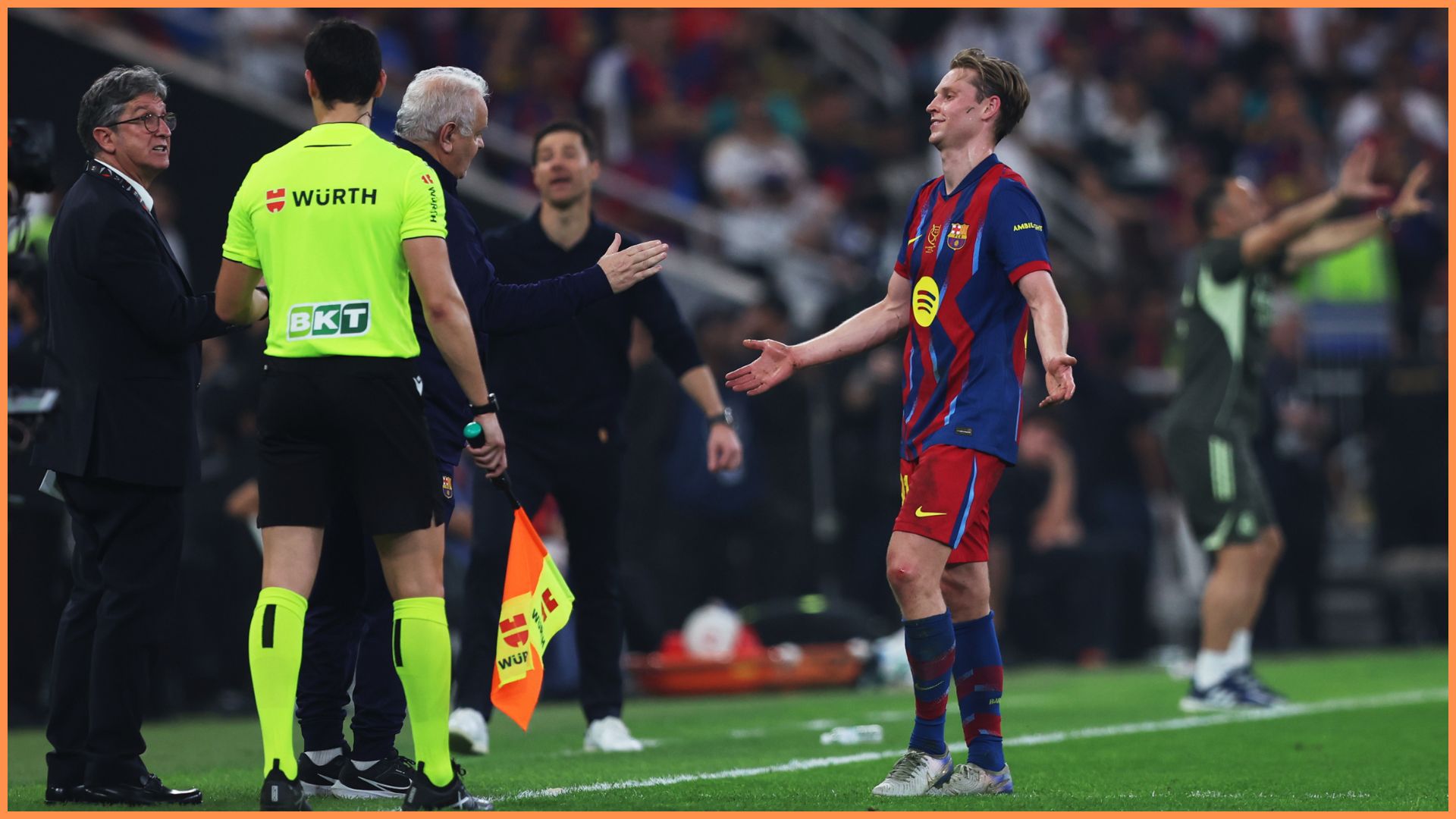 JEDDAH, SAUDI ARABIA - JANUARY 11: Frenkie de Jong of FC Barcelona reacts after being shown a red card during the Spanish Super Cup Final between FC Barcelona and Real Madrid at King Abdullah Sports City Hall Stadium on January 11, 2026 in Jeddah, Saudi Arabia.