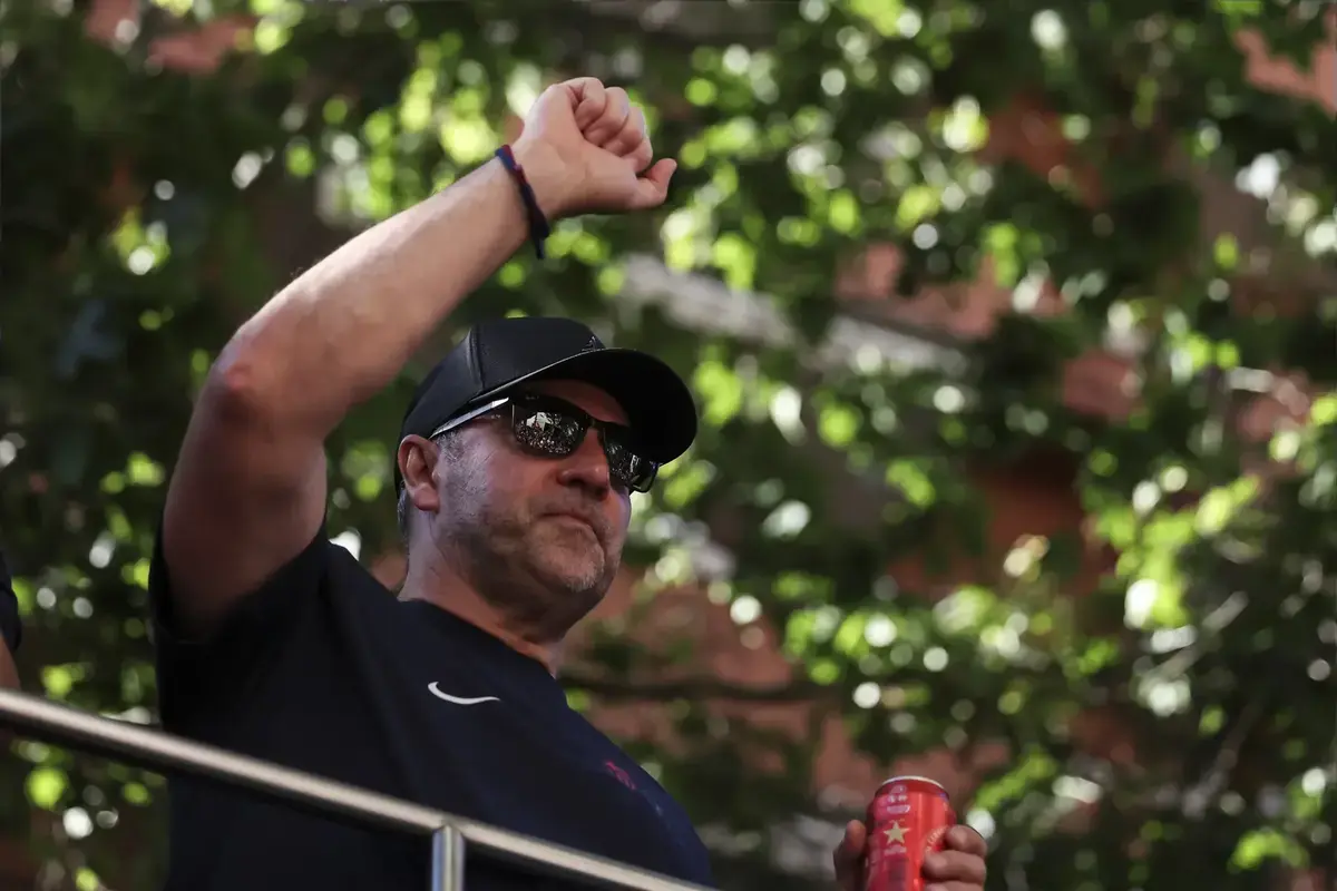 May 11, 2026, Barcelona, Barcelona, SPAIN: Hansi Flick of FC Barcelona celebrates the title 2025/26 LaLiga EA Sports and Supercopa Spain in the streets of Barcelona with its supporters, on May 11, 2026 in Barcelona, Spain.