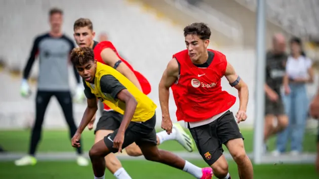 FC Barcelona players during a training session at the Estadi Olímpic.